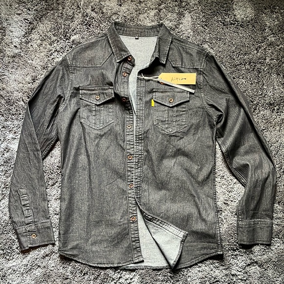 Men’s casual button up shirt - Picture 2 of 4